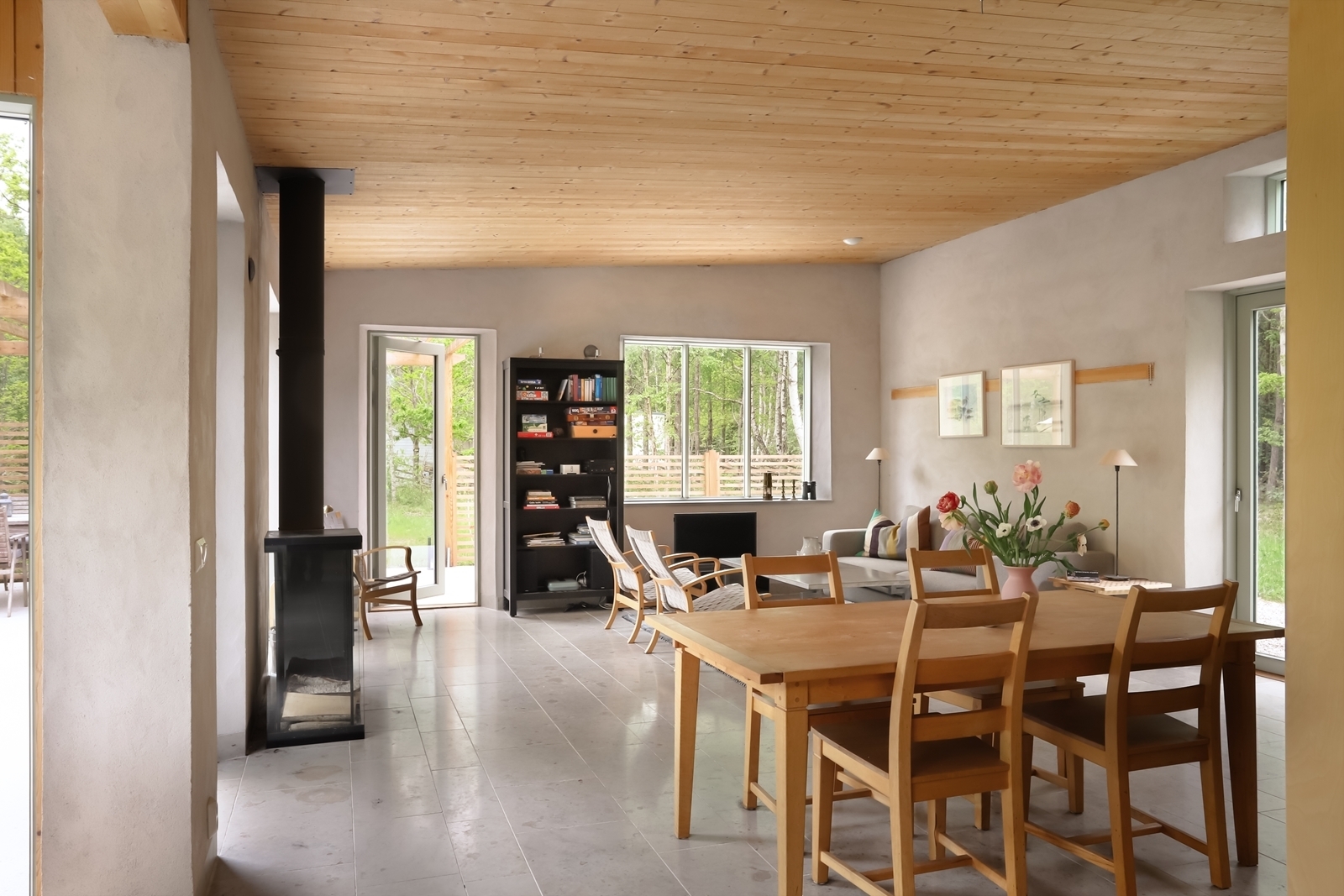 alt-text